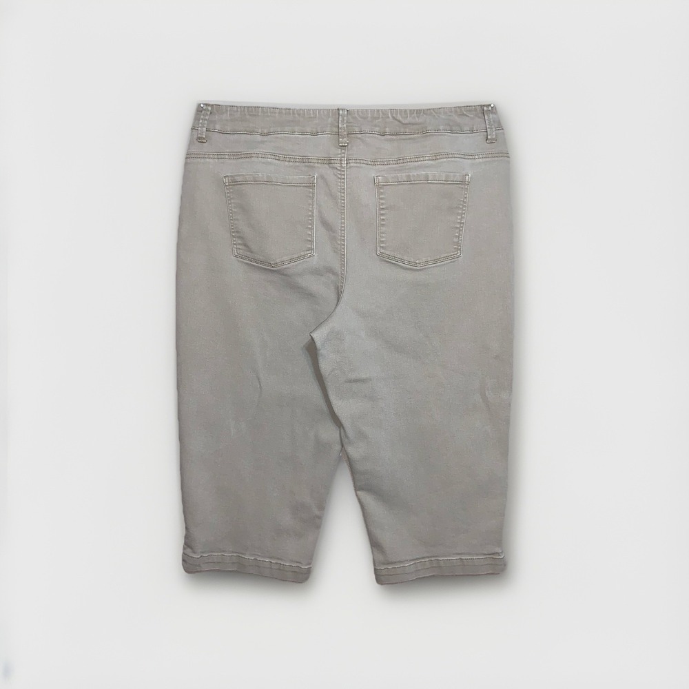Time and Tru Women's XL 16 18 Beige Capri Pants Faux Fly Banded Waist Cropped - Picture 3 of 5